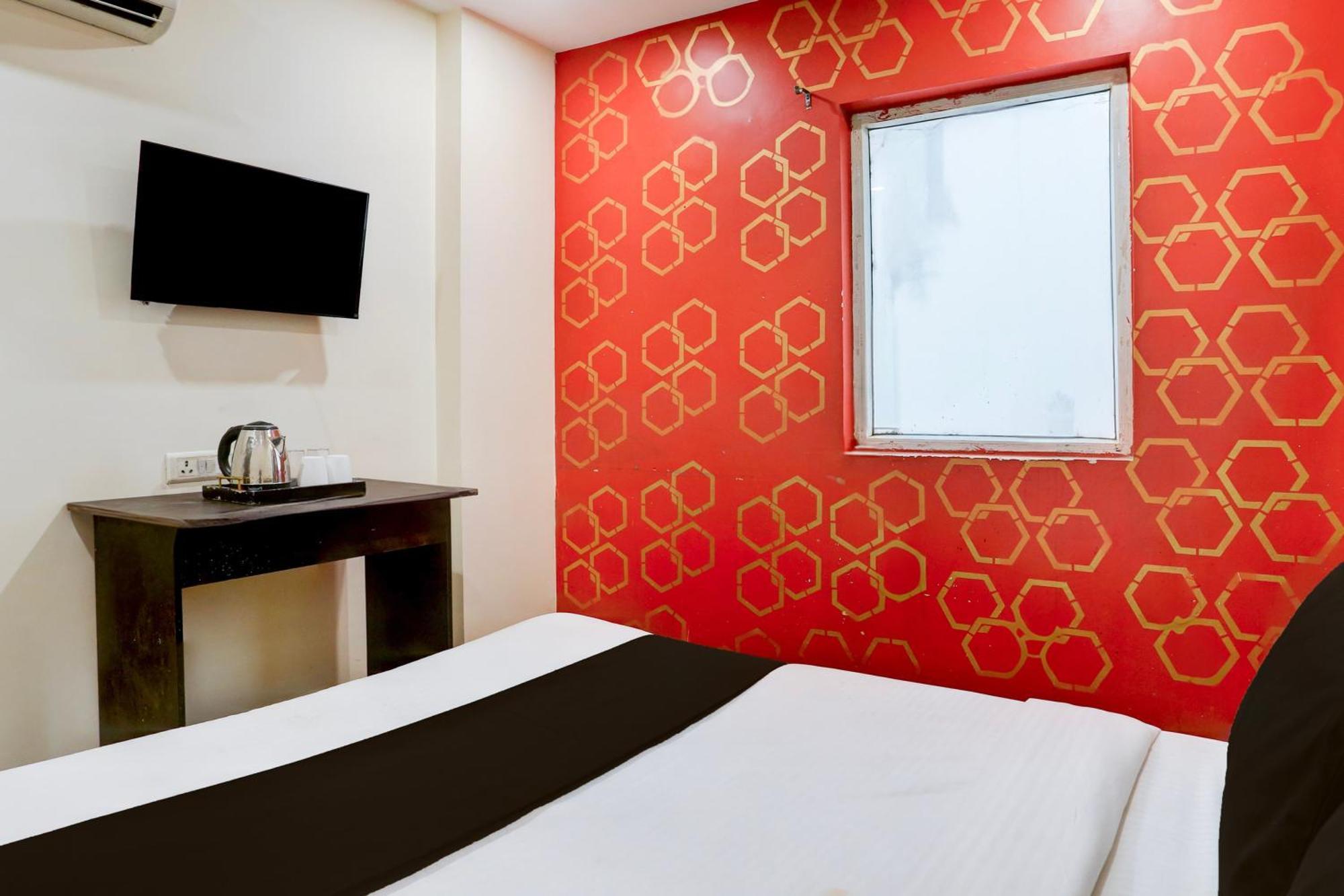 Super Hotel O S J Residency Δελχί Εξωτερικό φωτογραφία