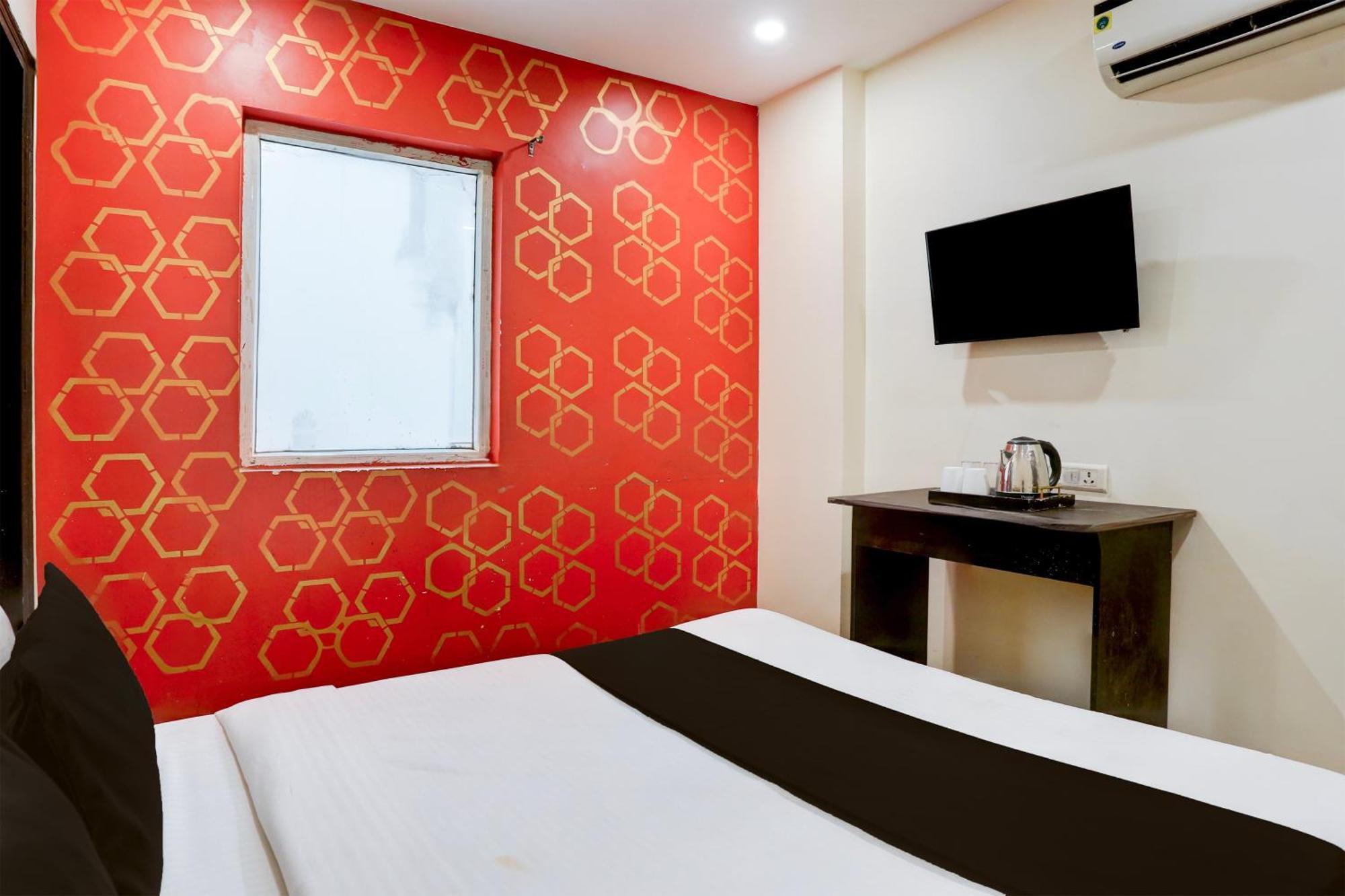 Super Hotel O S J Residency Δελχί Εξωτερικό φωτογραφία